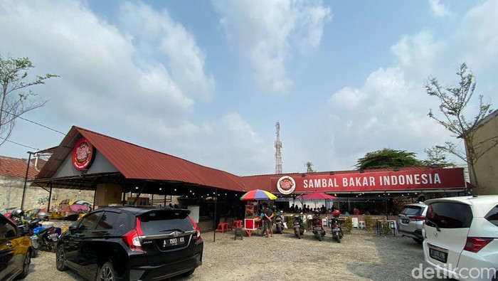 Sambal Bakar Indonesia: Huaah! Sengatan Pedas Sambal Barra Racikan TikToker yang Viral