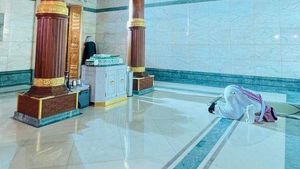 Sebelum ke Makkah, Lihat Foto Langka Isi Kabah di Sini