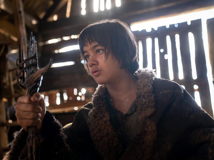 Potret Tyroe Muhafidin, Bintang The Rings of Power Keturunan Indonesia