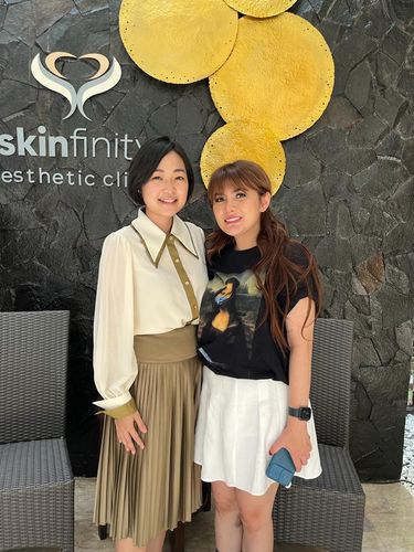 Angela Lee lakukan filler bibir.
