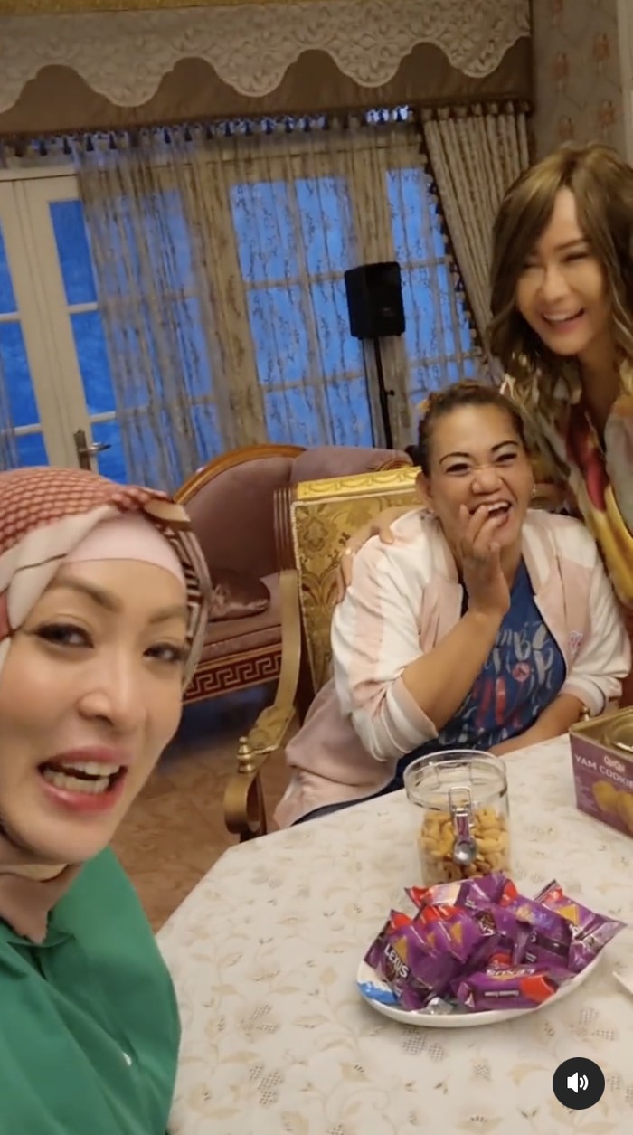 Angelina Sondakh Jago Masak, Bikin Roa Rica-rica hingga Pancake Pisang Angelina Sondakh Jago Masak, Bikin Roa Rica-rica hingga Pancake Pisang
