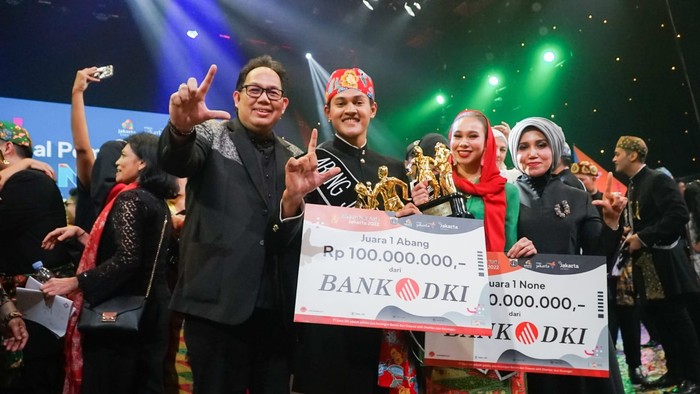 Bank DKI Beri Hadiah ke Finalis Abang None Jakarta 2022