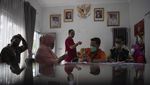 Harga BBM Resmi Naik, Warga Jakarta Mulai Terima BLT Rp 600 ribu