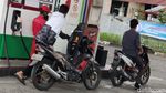 Harga Pertalite Sudah Naik, Warga Tetap Serbu SPBU di Bekasi
