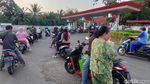 Harga Pertalite Sudah Naik, Warga Tetap Serbu SPBU di Bekasi