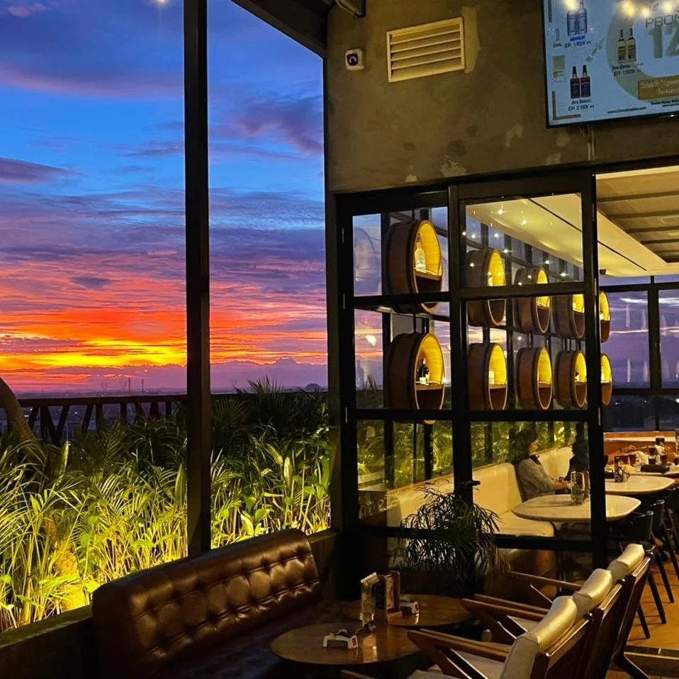 Kafe rooftop di Tangerang