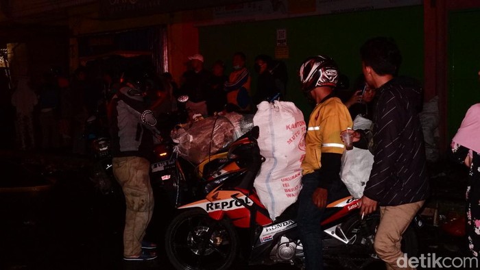 Kebakaran pasar di Sukabumi.