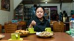 Kunker ke Sumut, Puan Tanam Bibit Pohon hingga Tebar Benih Ikan