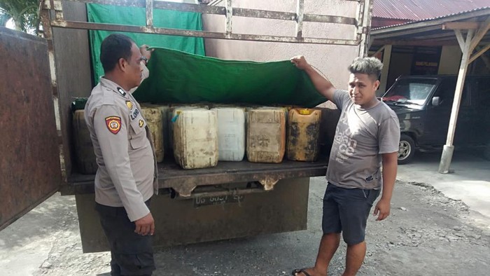 Penyelundupan BBM di Minahasa Selatan