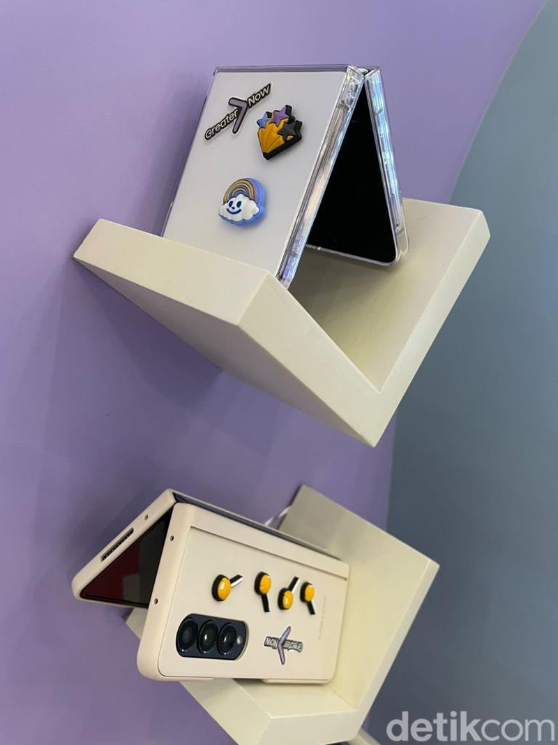 Samsung Galaxy Z Fold 4