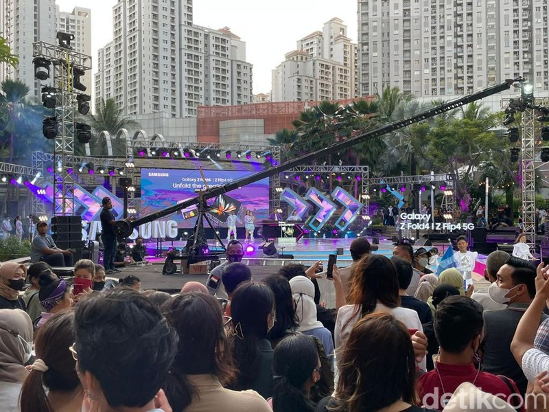 Samsung Galaxy Z Fold 4