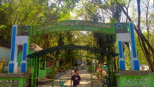 Suasana Wisata Alam Madaprama di Desa Buna, Kecamatan Woja, Kabupaten Dompu, NTB, Sabtu (3/9/2022).