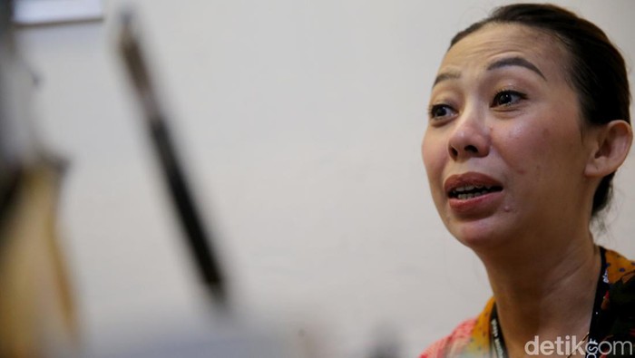 Yusriani Ratna Irani atau yang akrab disapa Teh Rani merupakan Koordinator, pendiri sekaligus Direktur di Female Plus, LSM yang bergerak dan peduli terhadap sesama penyintas HIV-AIDS yang berada di Kota Bandung.