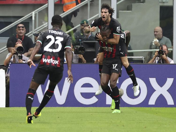 Drama Lima Gol, AC Milan Bungkam Inter Milan