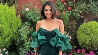 Aurelie Moeremans tampil lebih fresh dengan rambut pendeknya. Foto: dok instagram Aurelie
