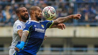Debut Manis Luis Milla, Persib Bungkam RANS Nusantara FC 2-1