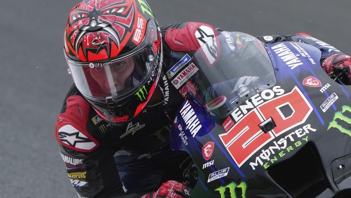 MISANO ADRIATICO, ITALY - SEPTEMBER 03: Fabio Quartararo of France and Monster Energy Yamaha MotoGP during qualify of the MotoGP Of San Marino at Misano World Circuit on September 02, 2022 in Misano Adriatico, Italy. (Photo by Danilo Di Giovanni/Getty Images)