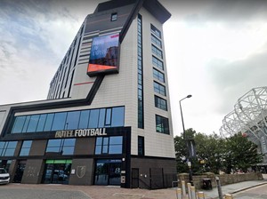 Hotel Sepakbola Milik Ryan Giggs-Gary Neville Rugi Bandar