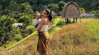 Jessica Iskandar memang terlihat terus mengeksplore Bali setelah memutuskan pindah ke sana. Foto: dok instagram inijedar