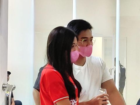 Kaesan dan Erina Gudono di Stadion Manahan Solo, Sabtu (3/9/2022).