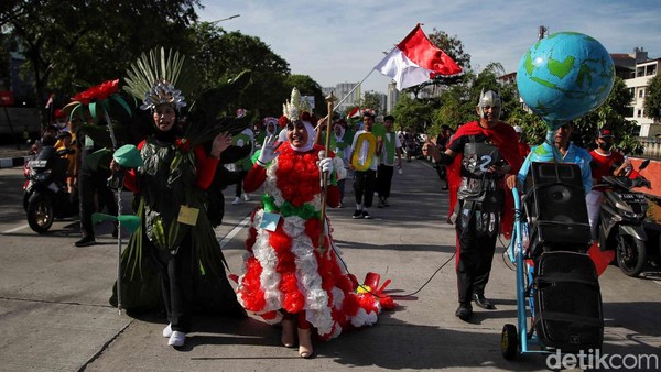 Seiring berjalannya waktu bumi kini terasa semakin panas karena perubahan iklim.
