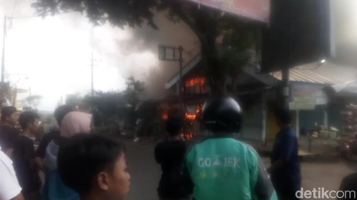 Kebakaran Pasar Dungus Madiun