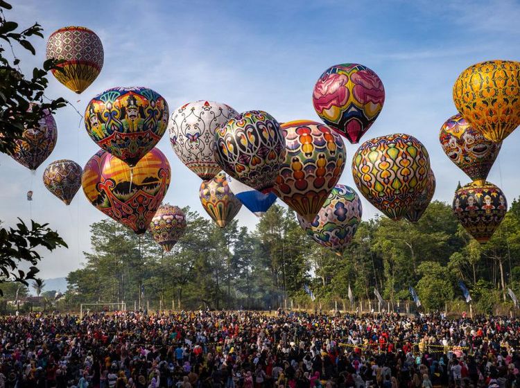 Meriah Festival Balon Udara di Wonosobo, Begini Potretnya