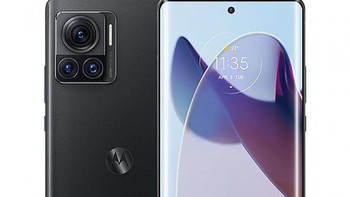 7. Motorola Moto X30 Pro dengan skor 1.076.880. Foto: GSM Arena
