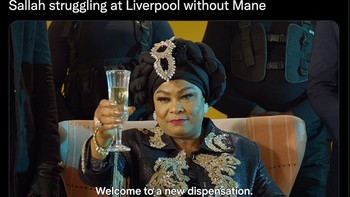 Dari enam laga pertama Liga Inggris, Liverpool hanya menorehkan 9 poin. Menurut netizen, penyebabnya adalah dijualnya Sadio Mane ke Bayern Munich. Foto: Screenshot Twitter