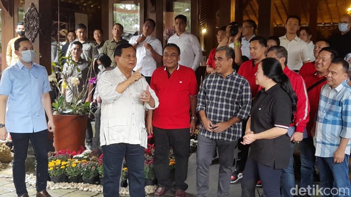 Puan Bertemu Prabowo di Hambalang
