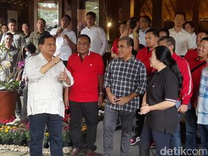 Saat Prabowo Bercanda di Depan Puan soal Kepalanya Bisa Diketok