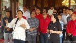 Momen-momen Akrab Prabowo dan Puan, Selfie hingga Berkuda