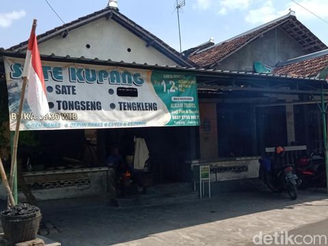 Sate Kupang di Desa Kupang, Kecamatan Karangdowo, Klaten, Sabtu (3/9/2022) siang.