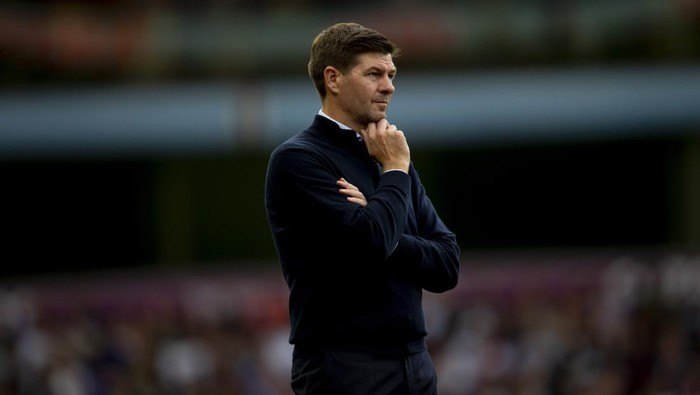 BIRMINGHAM, ENGLAND - SEPTEMBER 03: Steven Gerrard head coach of Aston Villa in action during the Premier League match between Aston Villa and Manchester City at Villa Park on September 03, 2022 in Birmingham, England. (Photo by Neville Williams/Aston Villa FC via Getty Images)
