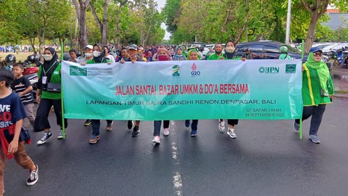 Pengurus Cabang Nahdlatul Ulama (PCNU) Kota Denpasar Bersama Dewan Pimpinan Cabang (DPC) Himpunan Pengusaha Nahdliyin (HPN) Kota Denpasar menggelar jalan santai, Bazar UMKM dan Doa Bersama, Minggu (09/04/2022) pagi.