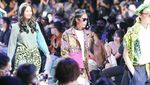 7 Aksi Keren Bonge Ikutan Jakarta Fashion and Food Festival