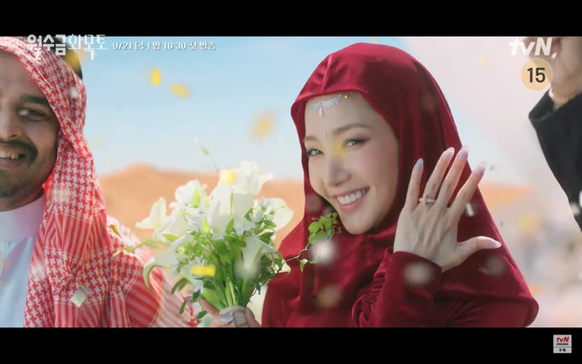 Terbaru ada Park Min Young yang membuat penggemar pangling dengan penampilannya dalam teaser drama Korea Love in Contract. Dia berperan sebagai master pernikahan kontrak, yang menikahi sultan Arab memakai pakaian muslimah. Foto: Instagram