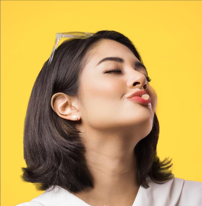 Tampil dengan rambut pendek, penampilan Aurelie jadi terlihat lebih fresh. Tak sedikit netizen yang juga memuji penampilan barunya itu dan menyebut Aurelie jadi semakin cantik. Foto: Instagram/@aurelie