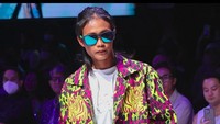 Ini dia Bonge yang menjadi pusat perhatian di Jakarta Fashion and Food Festival. Foto: Instagram @rand.photograph