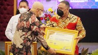 Badan Pelindungan Pekerja Migran Indonesia (BP2MI) meraih dua penghargaan di ajang BKN Award 2022.