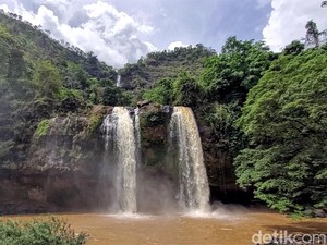 Kawasan Curug Sodong di Sukabumi Resmi Beroperasi