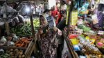 Suasana Pasar Sembako di Jakut Pascakenaikan Harga BBM