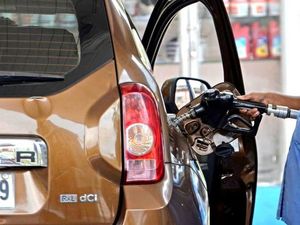 Negara Asia Buru Minyak Rusia dengan Harga Diskon, Indonesia Gimana?