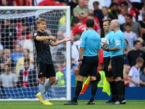Gol Arsenal Dianulir VAR, Odegaard Sebut Efek Kamera