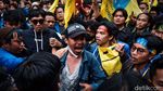 Momen Demo Tolak Kenaikan BBM Memanas di Patung Kuda