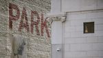 Mau Beli Mural Banksy? Gedungnya Sekalian Dijual Rp 522 Miliar