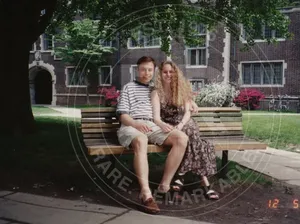 Potret Kemesraan Elon Musk dengan Cinta Pertamanya