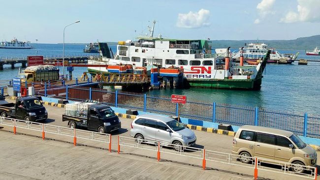 Mengintip Kinerja Pelabuhan Sibuk yang Hubungkan Jawa-Bali