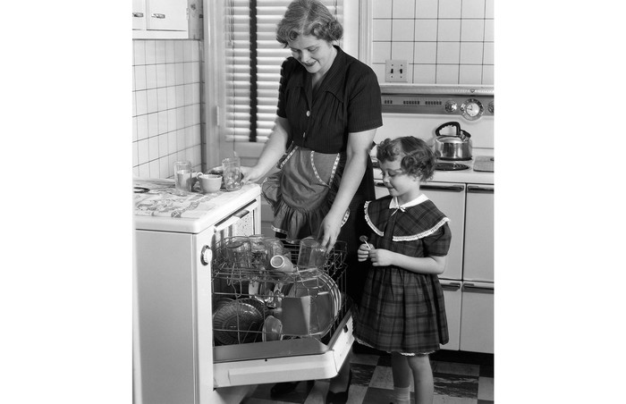 Peralatan memasak jadul 10 Peralatan Memasak Canggih Ini Ternyata Sudah Eksis di Tahun 1920an