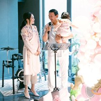 Keberhasilannya menurunkan berat badan mendapatkan respon positif dari netizen. Ya ampun pangling, padahal udah punya 2 anak. Masih keliatan gadis, Pangling bgtt, tulis netizen.Foto: Instagram @btpnd